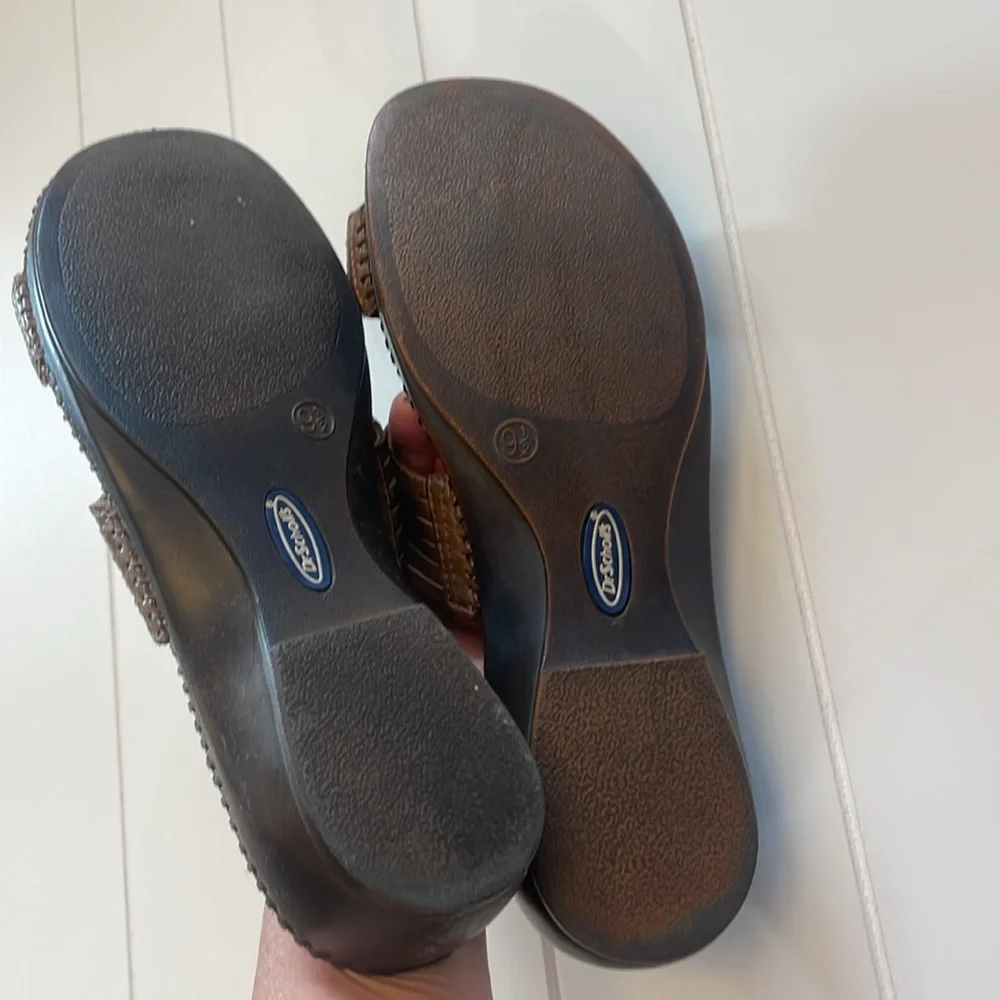 Vintage Dr. scholls Betty Leather double air pillo sandals! Women’s 9.5